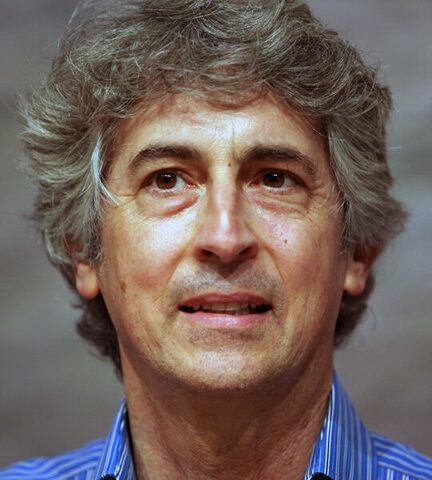 Portrait of Alexander Payne.